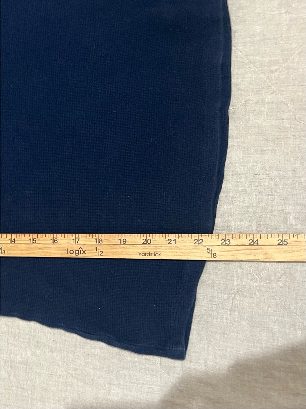 L.L. Bean Women's Waffle Knit Thermal Henley Shirt Navy Blue Long Sleeve Size M - Picture 8 of 8